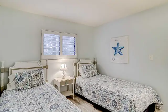Bedroom at Fiddler’s Cove 12G